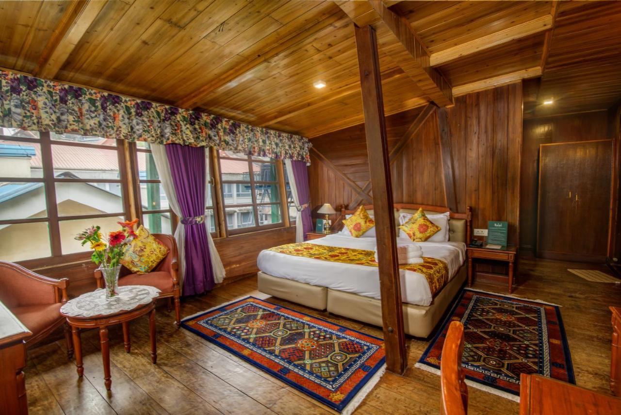 Muscatel Himalayan Resort - 400 Mts From Mall Road Darjeeling  Exterior photo