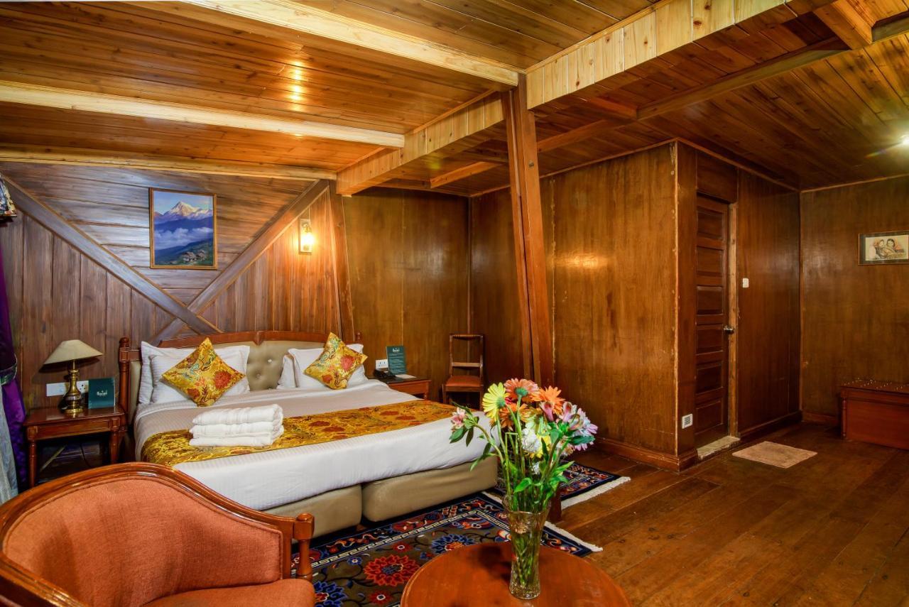 Muscatel Himalayan Resort - 400 Mts From Mall Road Darjeeling  Exterior photo