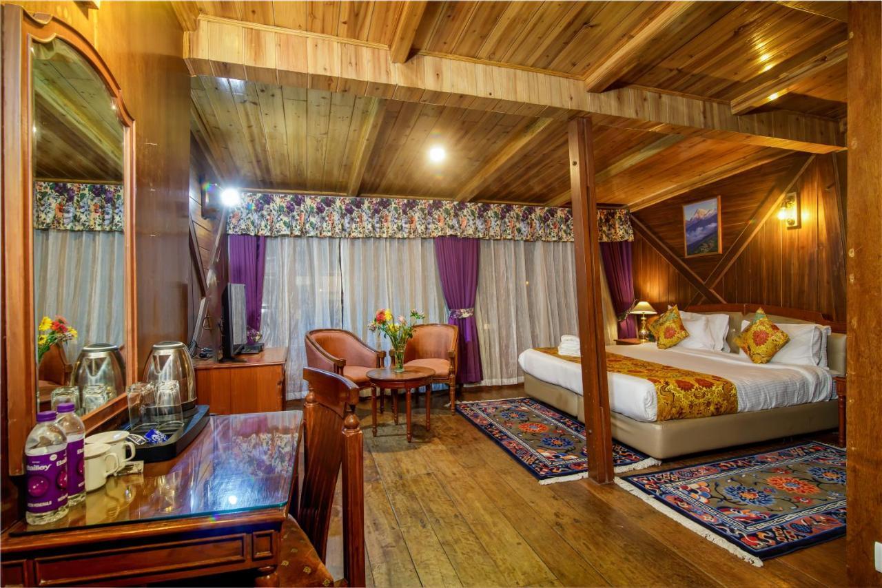 Muscatel Himalayan Resort - 400 Mts From Mall Road Darjeeling  Exterior photo